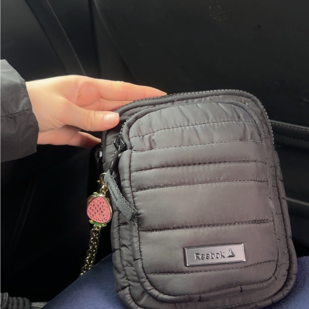 Reebok Black Quilted Crossbody Bag